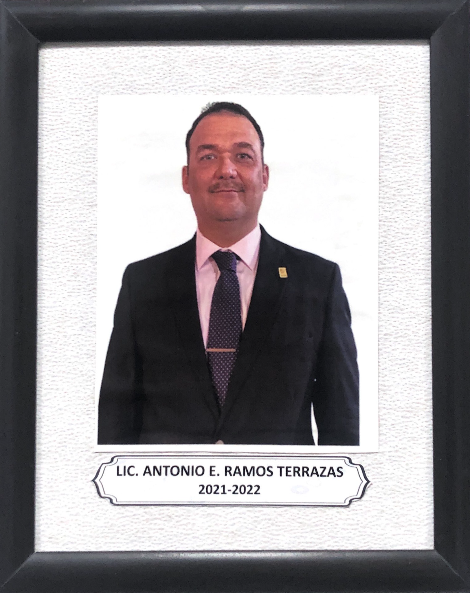 LIC. ANTONIO E. RAMOS TERRAZAS